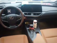 Lexus UX 260h Exploration & Interest Edition - ფოტო 16