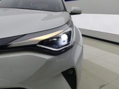 Toyota C-HR 2.0L Luxury - ფოტო 4