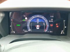 Toyota Camry Dual-Engine 2.0HGVP Luxury Edition - фото 20