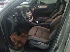 Volvo XC40 B3 2WD Edition - ფოტო 14