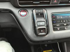 Honda Elysion PHEV 2.0L Luxury Edition - ფოტო 19