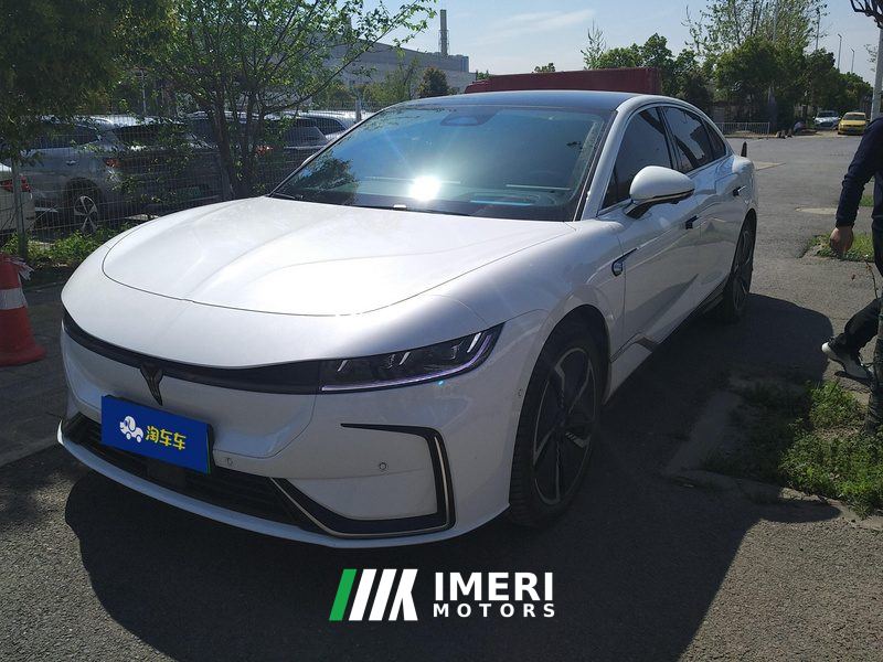 Voyah Zhuiguang Lantu Zhaoguang BEV 580km Standard Endurance Edition