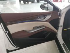 BYD Seal DM-i 1.5L 121km Prestigious Edition - ფოტო 12