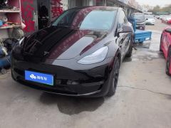 Tesla Model Y 688km Long Range AWD - ფოტო 1