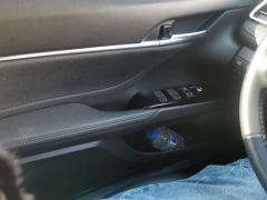 Toyota Camry 2.0G Luxury Edition - фото 12