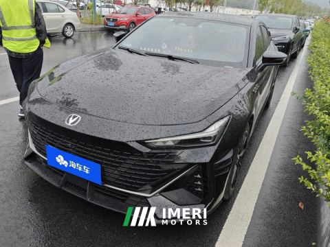 2023 Changan UNI-V 1.5T Sport Edition - автомобиль из Китая