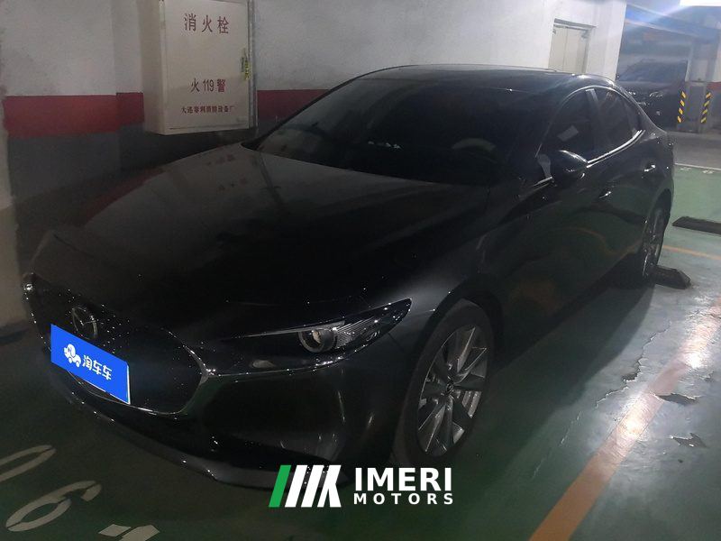Mazda3 Axela 2.0L Automatic Premium Edition - car from China