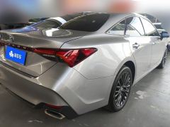Toyota Avalon 2.0L CVT Luxury Edition - фото 2