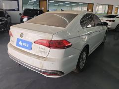 Volkswagen Bora 200TSI Edition - ფოტო 2
