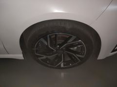 Lynk & Co 03 2.0T T5 Dual Clutch 2WD Strong Pro 5-seater - фото 6