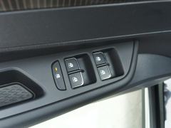 Hongqi E-QM5 431km Charging Fun Edition 5-seater - ფოტო 13