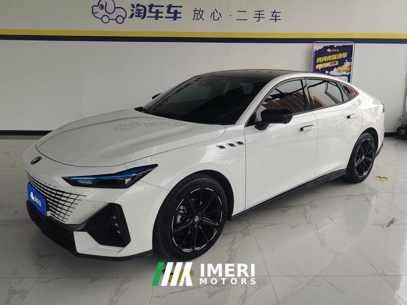 Changan UNI-V 1.5T Premium - ავტომობილი ჩინეთიდან