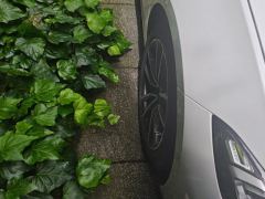 BMW 3 Series 325Li M Sport Package - ფოტო 6