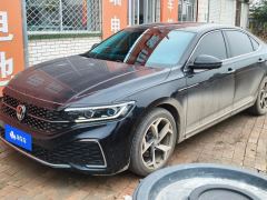 Volkswagen Passat 330TSI Premium Edition - ფოტო 1