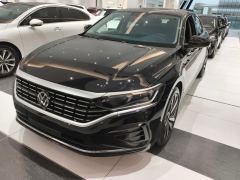 Volkswagen Passat Facelift 330TSI Elite Edition - фото 1
