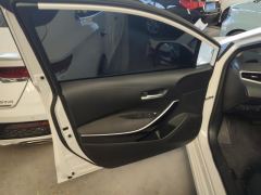 Toyota Corolla Dual-Engine 1.8L Pioneer Edition - фото 12