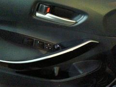 Toyota Corolla Dual-Engine 1.8L Pioneer Edition - фото 13