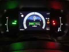 Toyota Corolla Dual-Engine 1.8L Pioneer Edition - фото 20