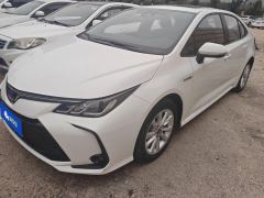 Toyota Corolla Dual-Engine 1.8L Elite Edition - фото 1
