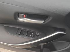 Toyota Corolla Dual-Engine 1.8L Elite Edition - фото 13