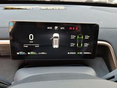Dongfeng Yipai 008 EREV 210Max 6-seater - фото 20