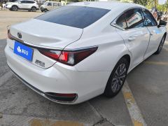 Lexus ES 260 Edition - ფოტო 2