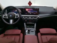 BMW 3 Series 325i M Sport Package - ფოტო 16