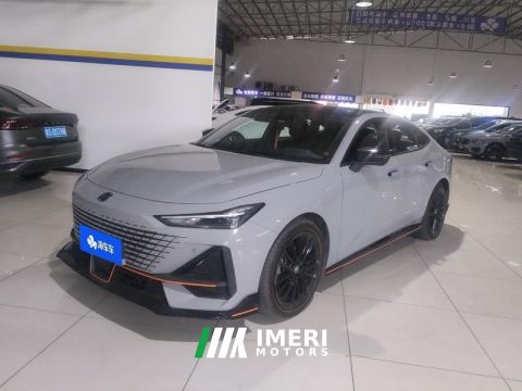 2022 Changan UNI-V 1.5T Premium Version - car from China
