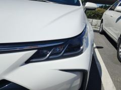 Toyota Corolla Dual-Engine 1.8L Elite Edition - фото 4