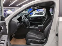 Honda Civic 240TURBO CVT Combustion Edition - photo 14