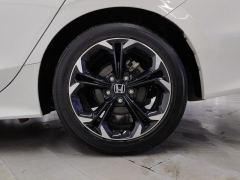Honda Civic 240TURBO CVT Combustion Edition - photo 6