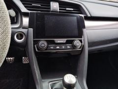 Honda Civic HATCHBACK 220TURBO - ფოტო 17