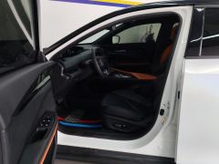 Changan UNI-V Zhidian iDD 1.5T 113km Smart cool type - фото 14