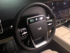 Li Auto L7 Pro - ფოტო 18