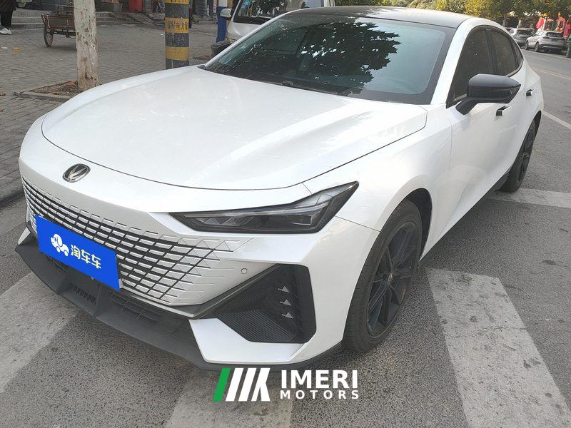 Changan UNI-V Zhidian iDD 1.5T 113km Smart cool type - ავტომობილი ჩინეთიდან