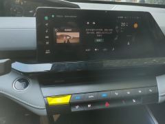 Changan UNI-V Zhidian iDD 1.5T 113km Smart cool type - ფოტო 17