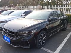 Volkswagen Passat 330TSI DCT Luxury Edition - фото 1