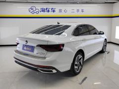 Volkswagen Jetta 300TSI Edition - photo 2