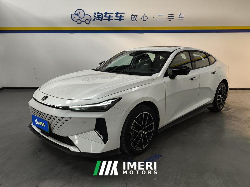 Changan UNI-V Zhidian iDD 1.5L 136km Smart cool type - ავტომობილი ჩინეთიდან