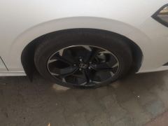 Honda Civic 240TURBO CVT Combustion Edition - фото 6