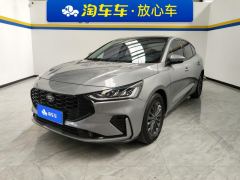 Ford Focus EcoBoost180 Edition - ფოტო 1
