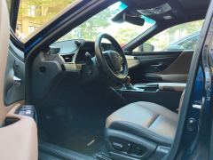Lexus ES 200 CVT Luxury Edition - ფოტო 14