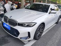 BMW 3 Series 320Li M Sport Package - фото 1