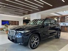 BMW X5 xDrive30Li Deluxe VersionM - ფოტო 1