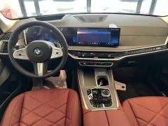 BMW X5 xDrive30Li Deluxe VersionM - ფოტო 3