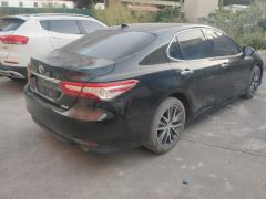 Toyota Camry 2.5G Luxury Edition - фото 2