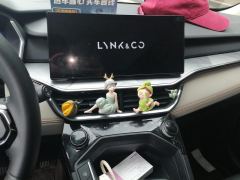 Lynk & Co 06 EM-P 1.5T Remix RHEV Pro - ფოტო 17