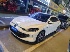 Volkswagen Lamando L 280TSI Spicy Edition - фото 1