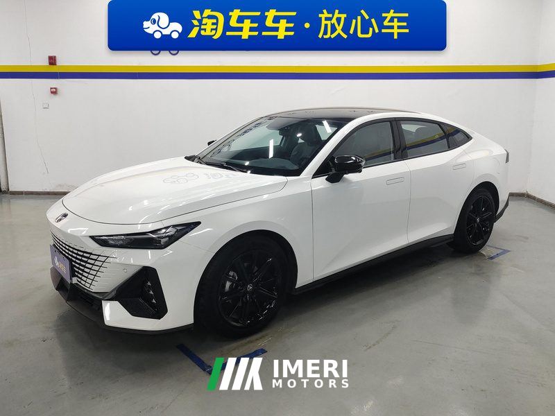 Changan UNI-V 1.5T Premium Version - car from China