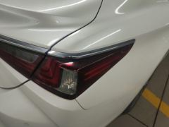 Lexus ES 200 CVT Elite Edition - photo 5